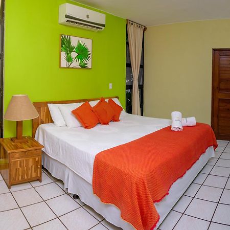 Banana Palms Hotel Rio Dulce Town Εξωτερικό φωτογραφία