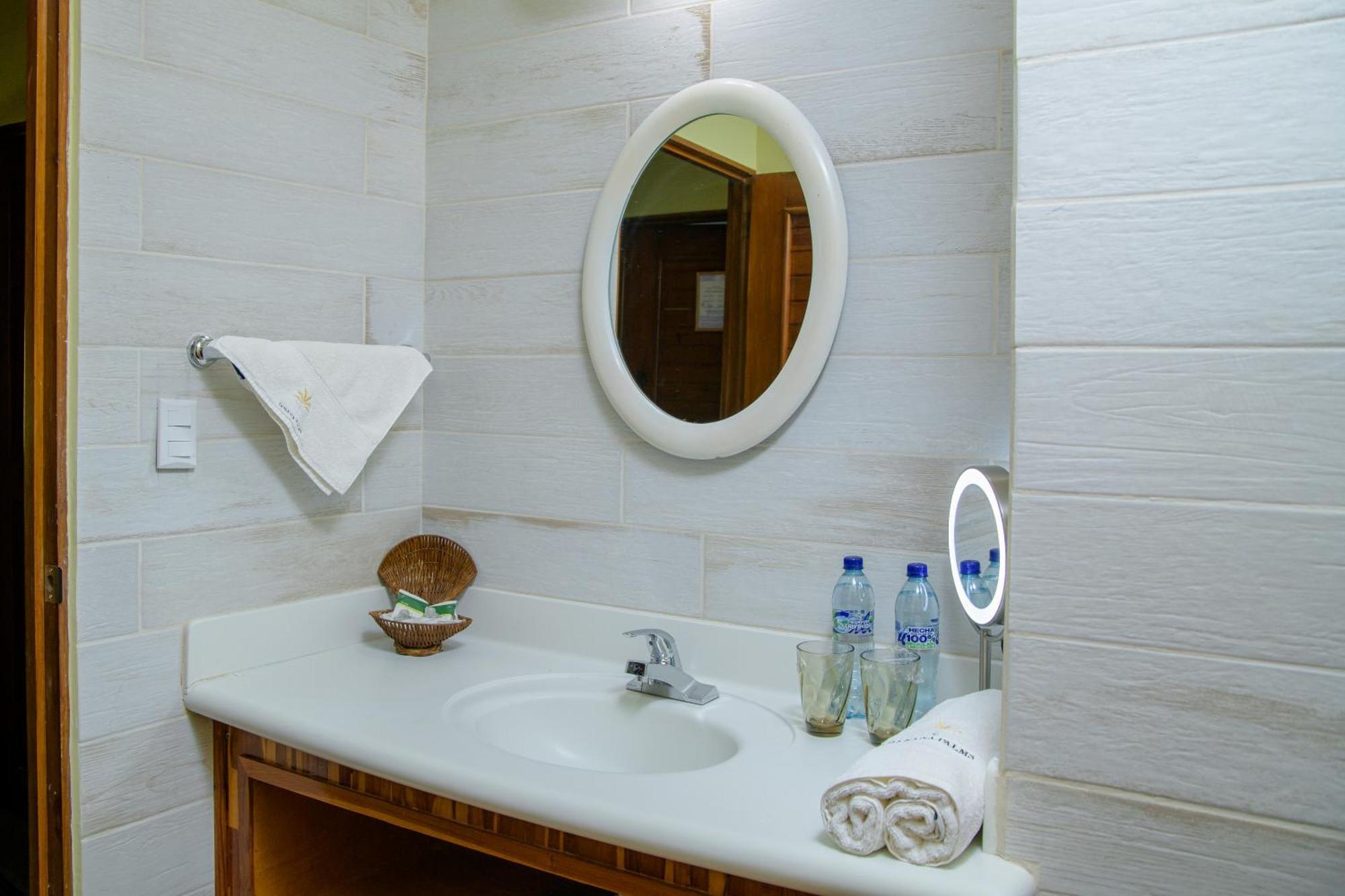 Banana Palms Hotel Rio Dulce Town Εξωτερικό φωτογραφία