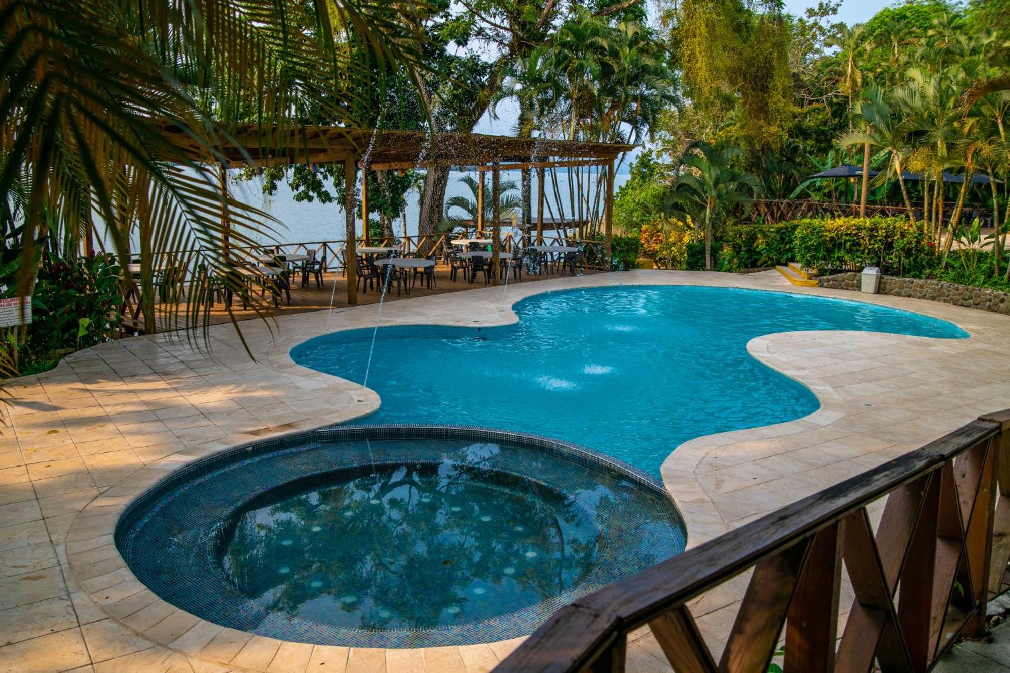 Banana Palms Hotel Rio Dulce Town Εξωτερικό φωτογραφία