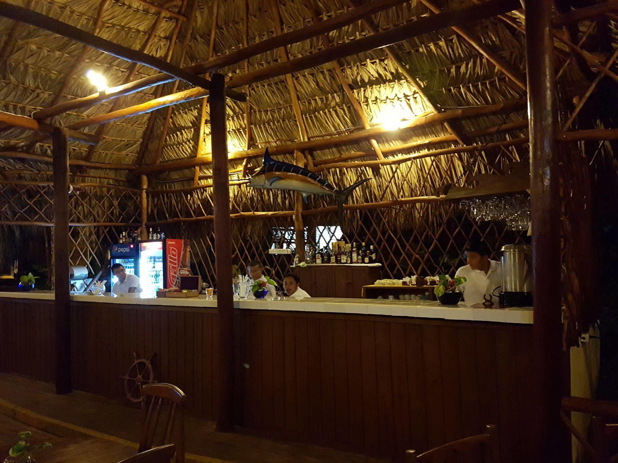 Banana Palms Hotel Rio Dulce Town Εξωτερικό φωτογραφία